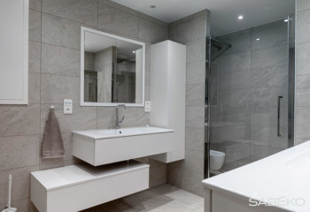 Salle de bain contemporaine 69005