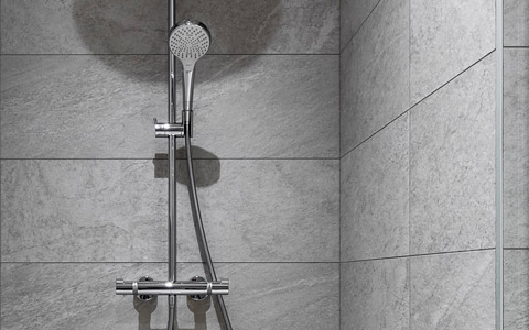 L'installationd'une douche doit prendre en compte les besoins d'esthétique, de mobilité et d'économie